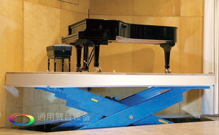 升降舞臺-源頭廠家,價優質高！采用鋼性鏈或液壓油缸起降運行平穩、安全可靠