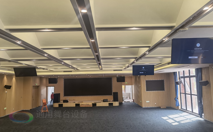 科技賦能，匠心筑造 通用舞臺承建南京某學院報告廳即將圓滿交付，打造現代化多功能學術殿堂